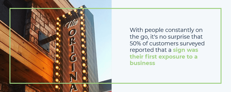 signs attracting customers